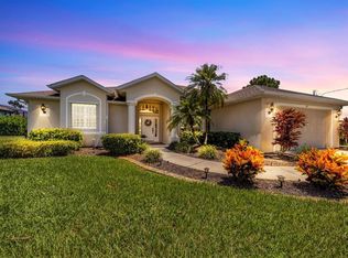 39 Medalist Cir, Rotonda West, FL 33947