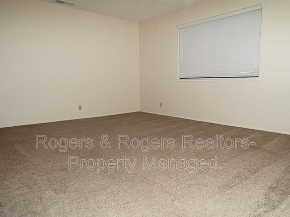 5th image of 339 San Miguel Ct APT 1