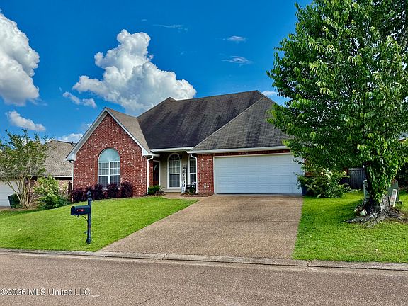 2nd image of 431 Wildberry Cir