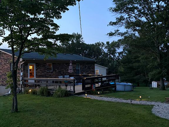 4th image of 499 Grama Dr