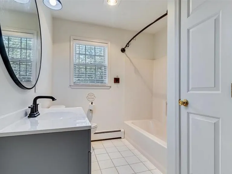 6040 Southgate Farm Rd — Photo 37