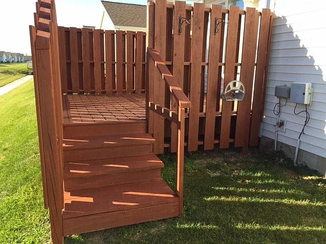 Private Deck