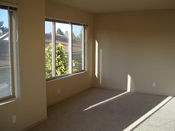 The Max Apartments — Photo 21