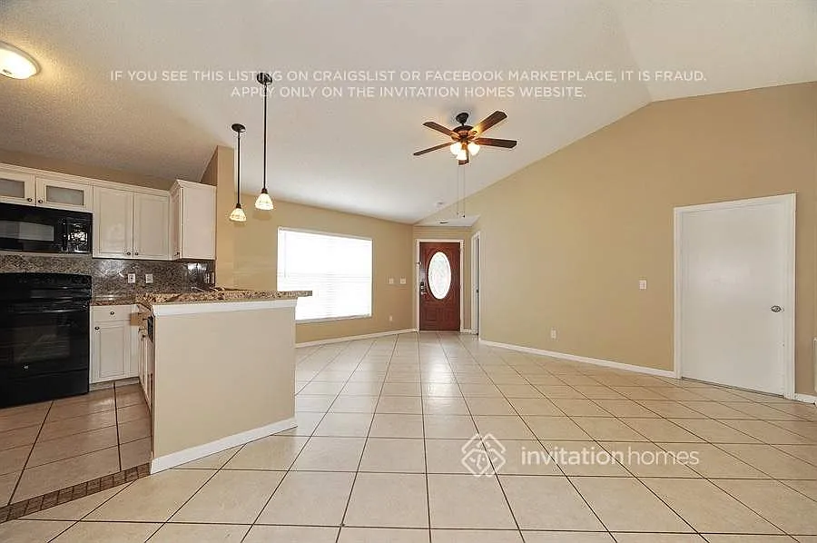 818 Cape Cod Cir Valrico, FL 33594 — Photo 4
