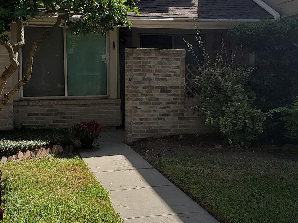 1st image of 2382 Crescent Park Dr