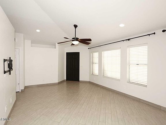 3rd image of 2338 E EVANS Drive