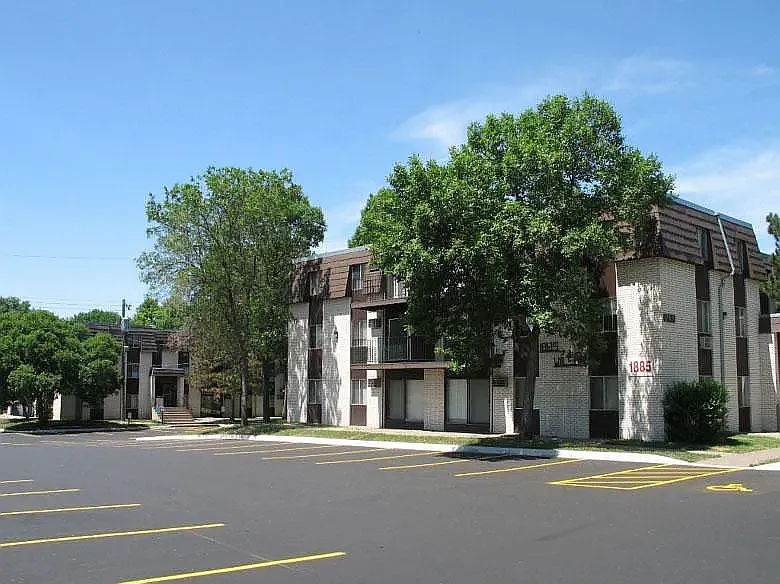1 bed, 800 sqft, $1,095 — Photo 2
