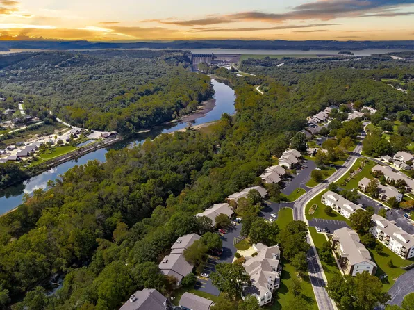 142 Grandview Drive #4 BLDG 4, Branson, MO 65616