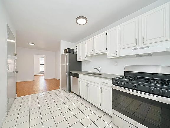 5th image of 494 9th Ave APT 4d