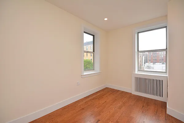 Rented by Clove Realty LLC | media 6