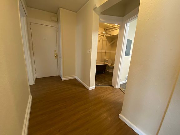 3rd image of 5241 15th Ave NE APT 9