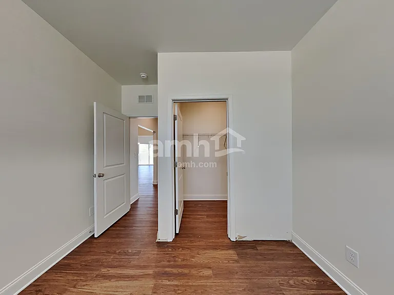 109 Twin River Dr — Photo 19