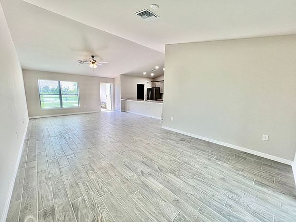 4th image of 2523 NW 26th Ave