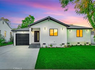 17407 Hatteras St, Encino, CA 91316