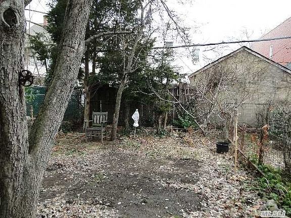4th image of 8743 108th St