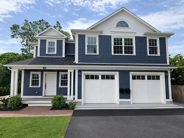 66 Pleasant St #2, Marblehead, MA 01945
