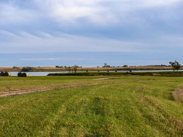 423rd Ave, Clark, SD 57225