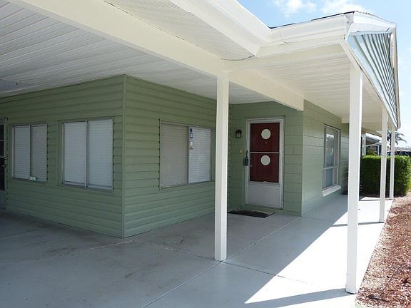 2nd image of 715 Tam O Shanter Ave