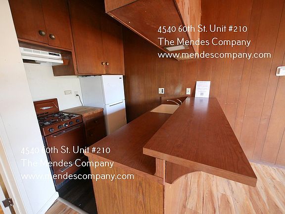 2nd image of 2829 Nimitz Blvd APT M
