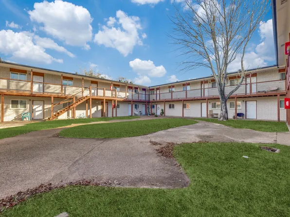 The Square Apartments, 1001 W Elm St APT 201, Denison, TX 75020