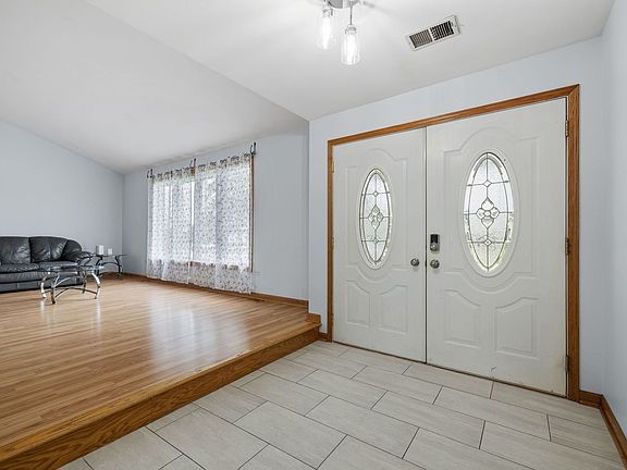 2nd image of 15725 La Paz Ct