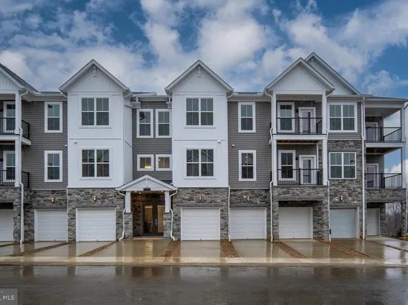 29 Hyssop Way #401, Stafford, VA 22554