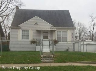 809 W Maple St, Champaign, IL 61820