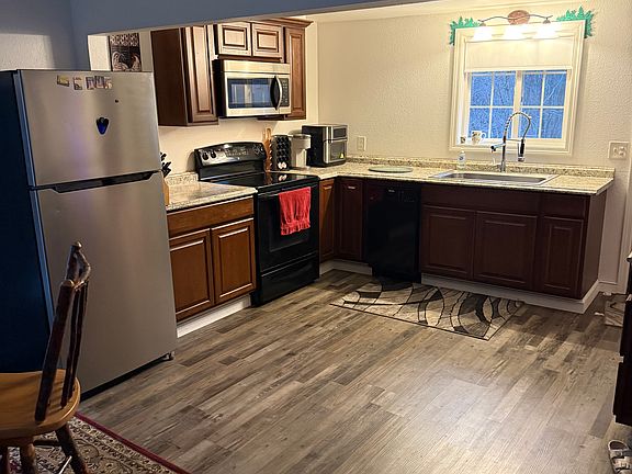 4th image of 6233 Orchard Grove Ln