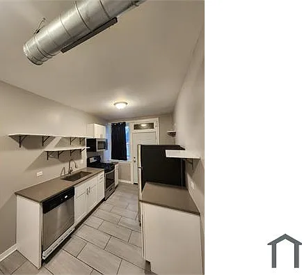 1459 E 69th Pl