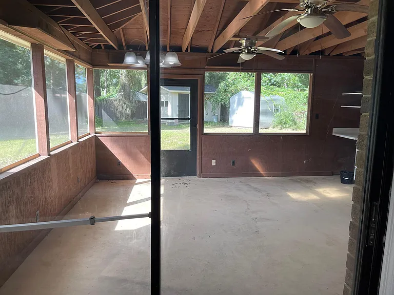 1502 Whitfield Park Cir — Photo 12