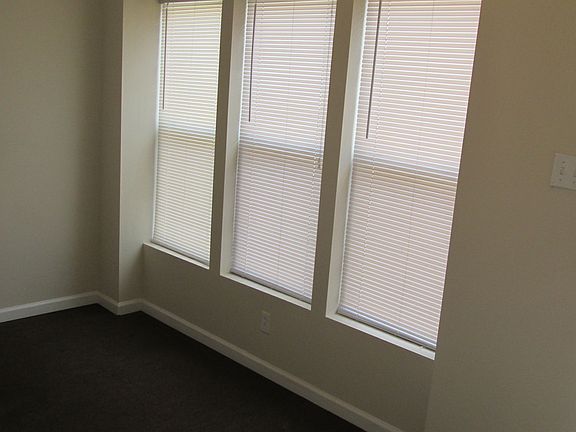 5th image of 6200 Larchwood Ave
