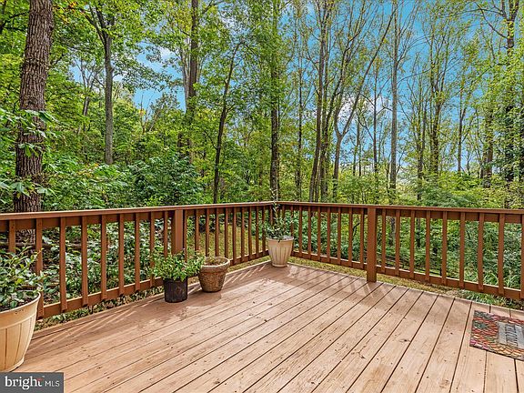 5th image of 175 Scarlet Tanager Ln