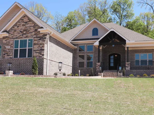 325 Cedar Trail Ln, Harvest, AL 35749