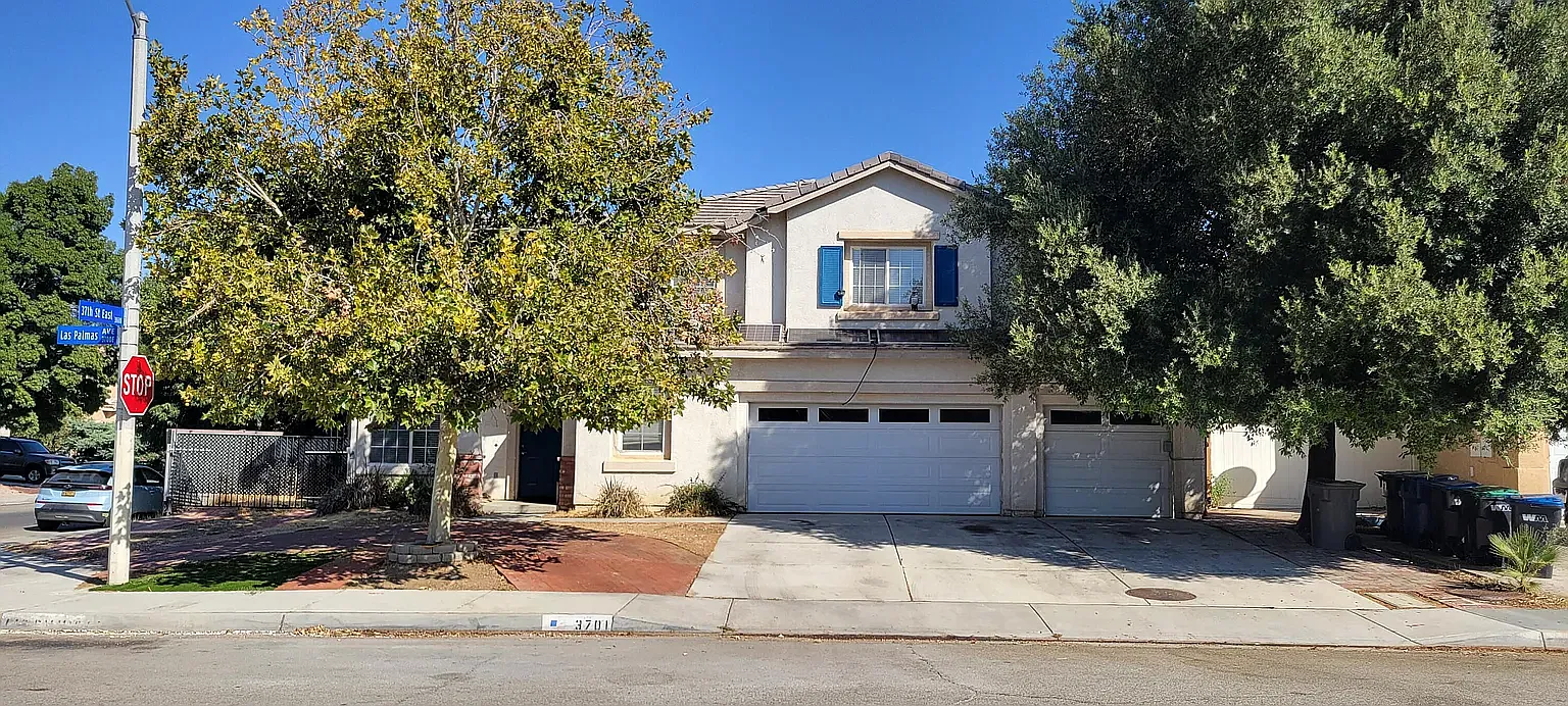 5 bed, 3210 sqft, $4,500 — Photo 1