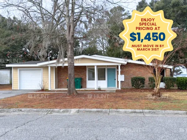 265 Iris Ln, Beaufort, SC 29906