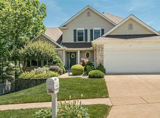 916 Canary Dr, Manchester, MO 63021
