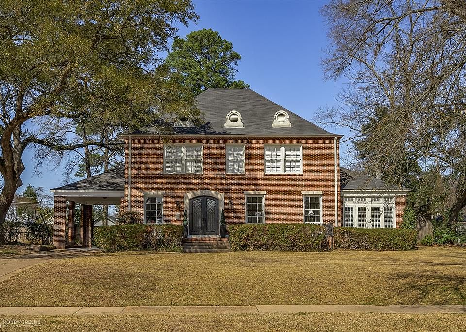 1st image of 624 Wilder Pl