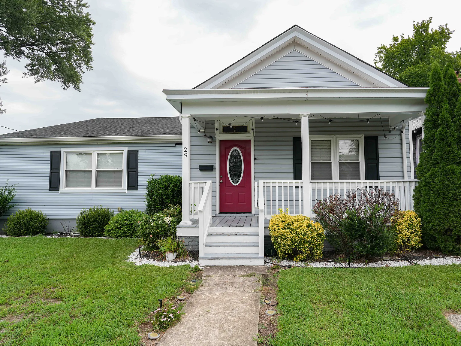 5 bed, 2479 sqft, $3,200 — Photo 1