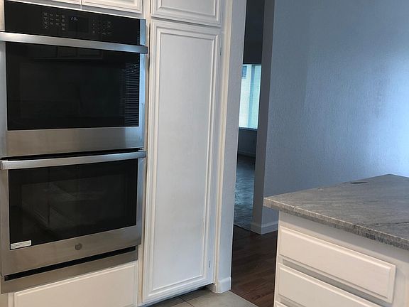5th image of 3116 Allenwood Dr