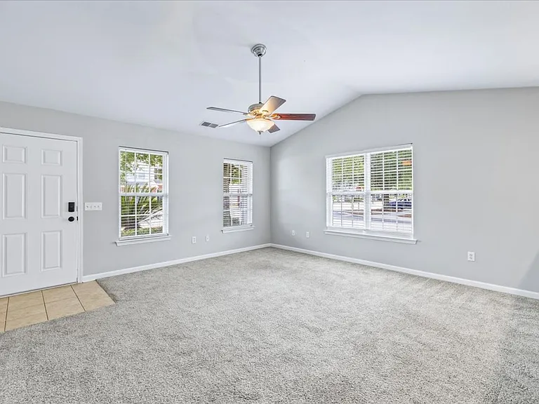 205 Sonata Cir — Photo 6