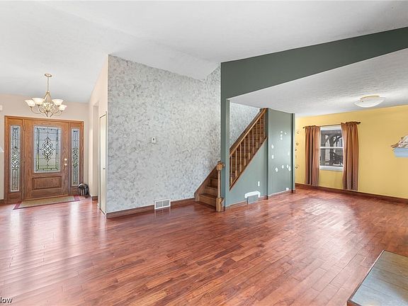 5th image of 6600 Orchard Hill Blvd