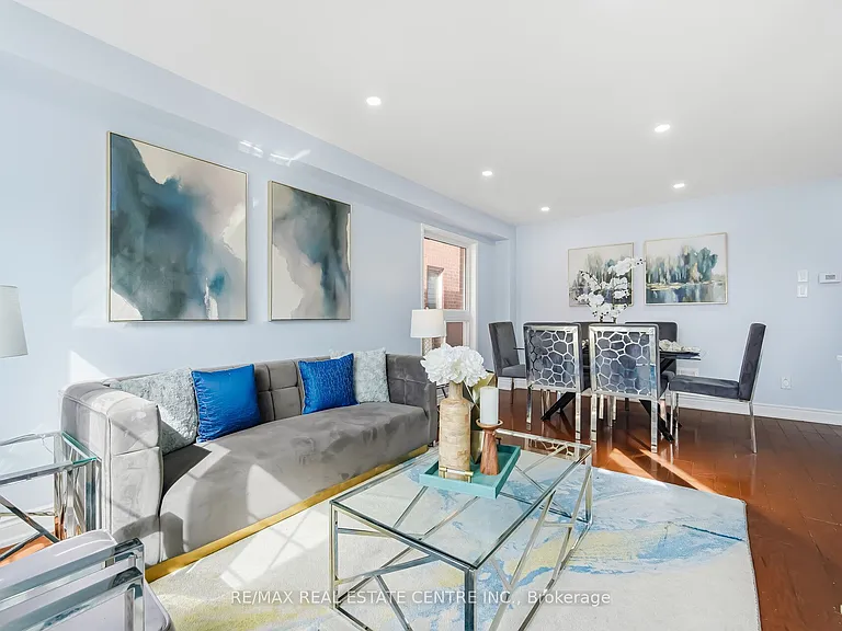 15 Heatherdale Dr — Photo 7