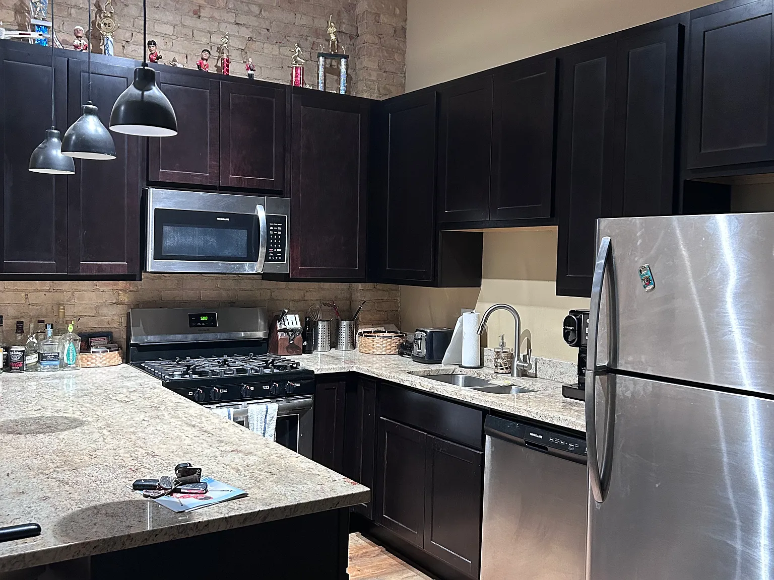 1 bed, 950 sqft, $1,620 — Photo 4