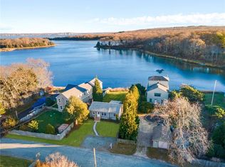 10 Cecil Ave, North Kingstown, RI 02852