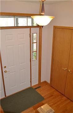 2nd image of 5205 Oakridge Dr