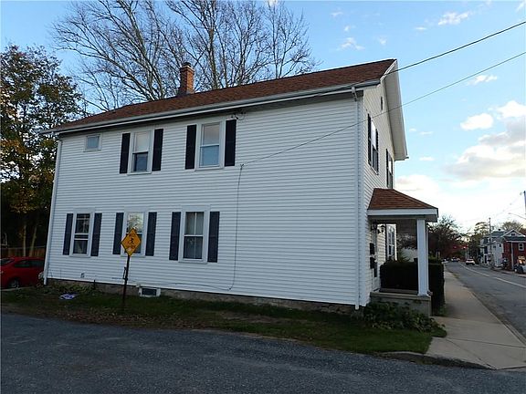 4th image of 37 Columbia St