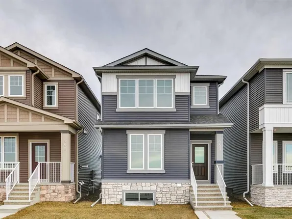483 E Hotchkiss Mnr SE, Calgary, AB T3S 0G1