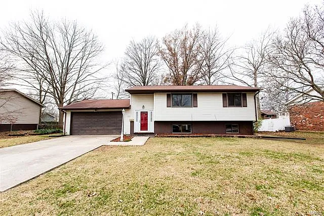343 S 5th St photo 1