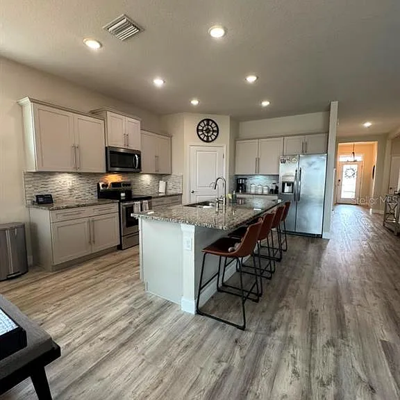 1127 Pipestone Pl — Photo 7