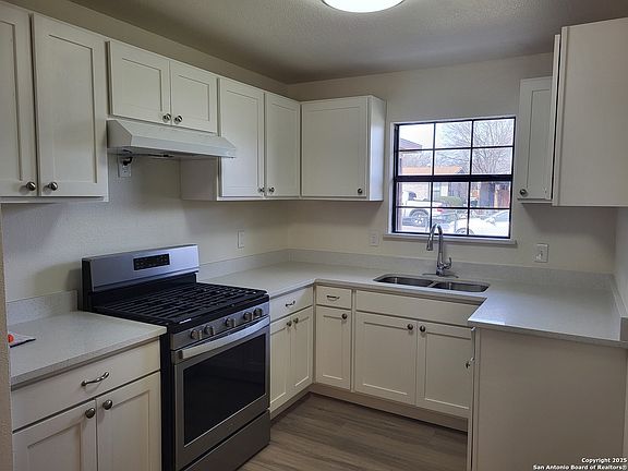 4th image of 6914 BISCAYNE DR.
